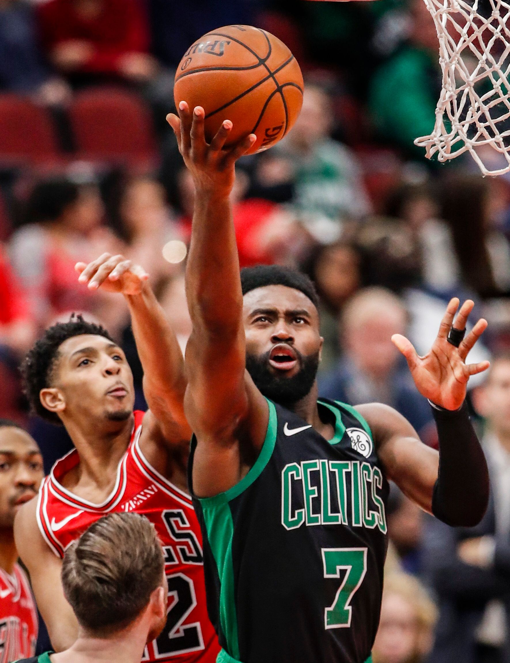 环足奖年度最佳前锋最终8人候选：登贝莱、亚马尔、姆巴佩在列（环足奖年度最佳前锋八强出炉：姆巴佩、登贝莱、亚马尔入围）