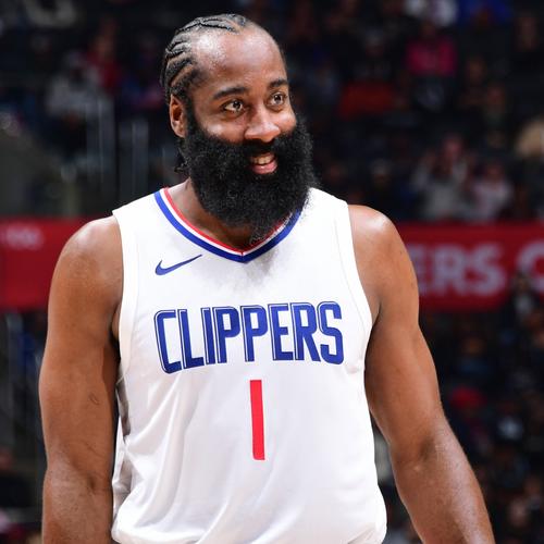 恩里克：拜仁连赢15场令人惊叹，但在王子公园我们有信心应对（恩里克：拜仁15连胜令人称道，我们在王子公园自信迎战）