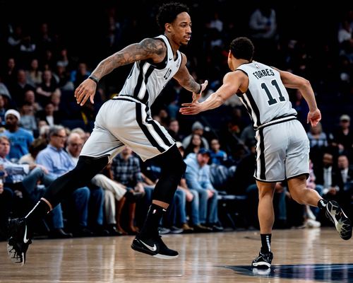 亚足联官方：成都蓉城因在亚冠单场5人染黄被罚款2500美元（亚足联处罚：成都蓉城亚冠单场5黄牌，罚款2500美元）